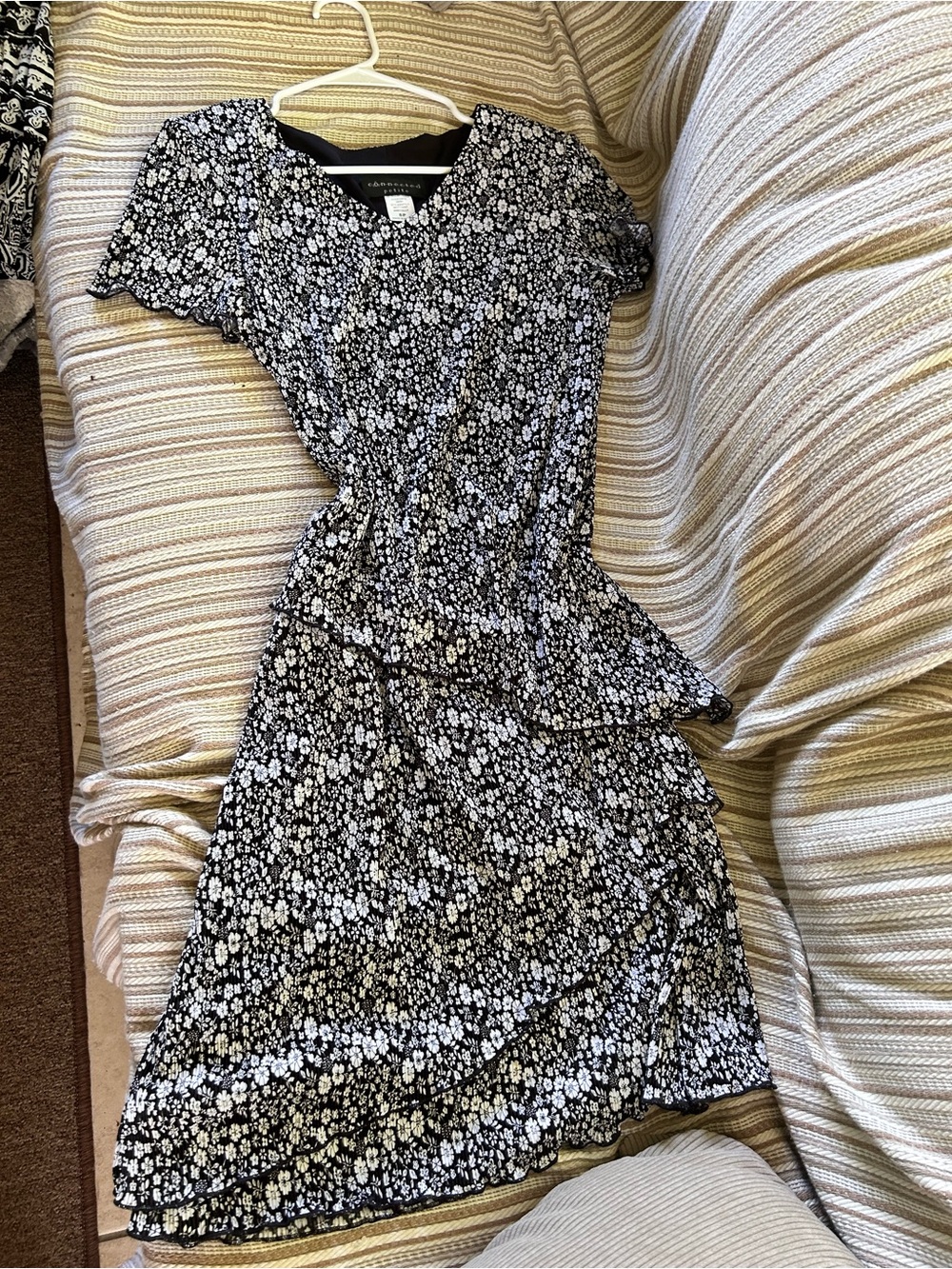connected apparel Black and White Floral Short Sleeve Dress